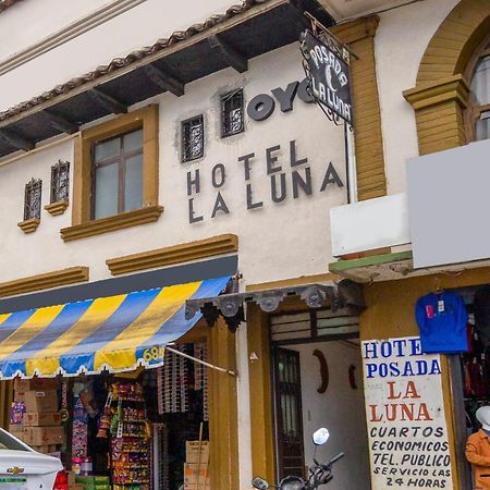 Oyo Hotel La Luna, Templo De Santo Domingo De Guzman San Cristobal de las Casas Ngoại thất bức ảnh