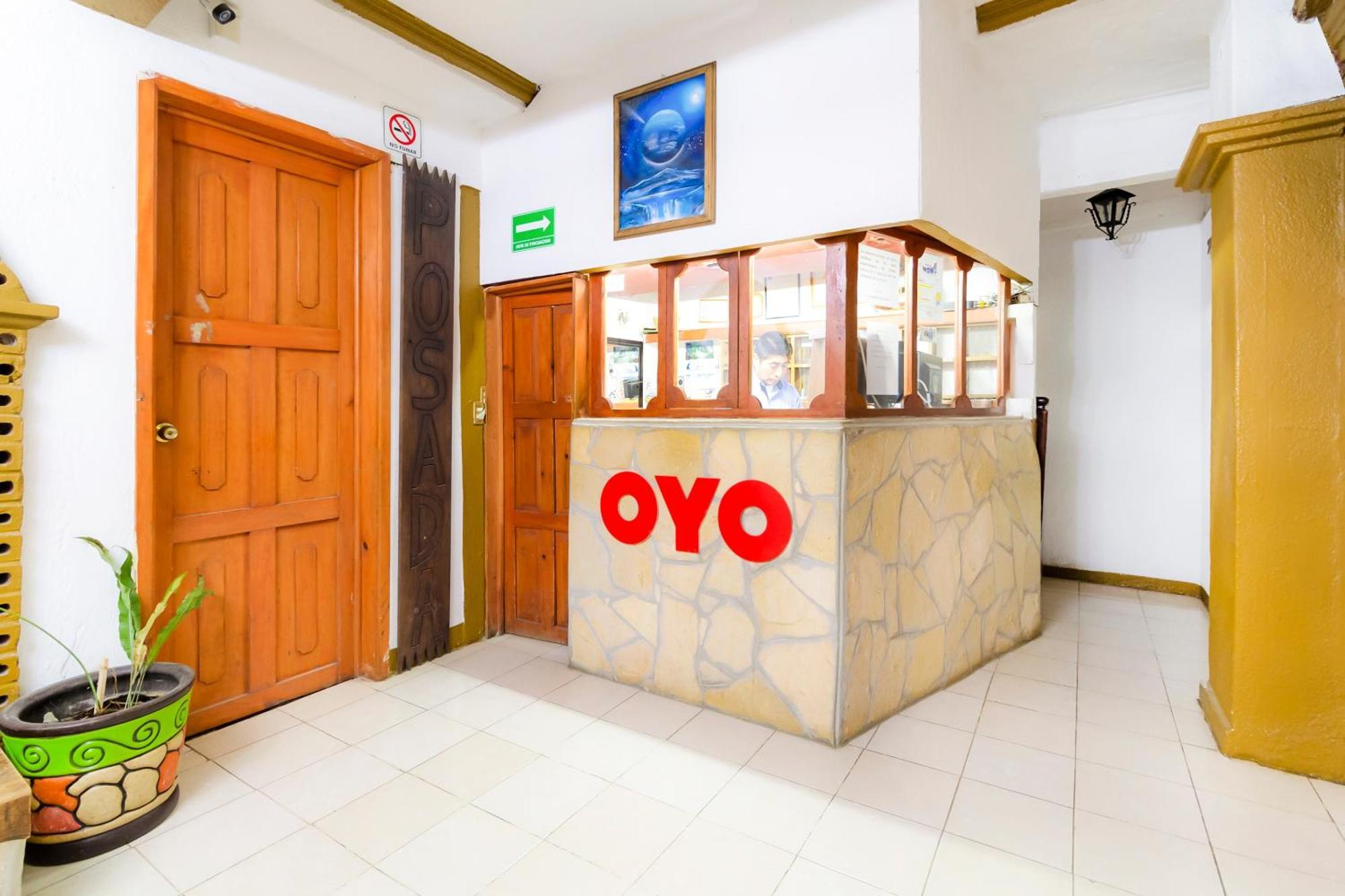 Oyo Hotel La Luna, Templo De Santo Domingo De Guzman San Cristobal de las Casas Ngoại thất bức ảnh
