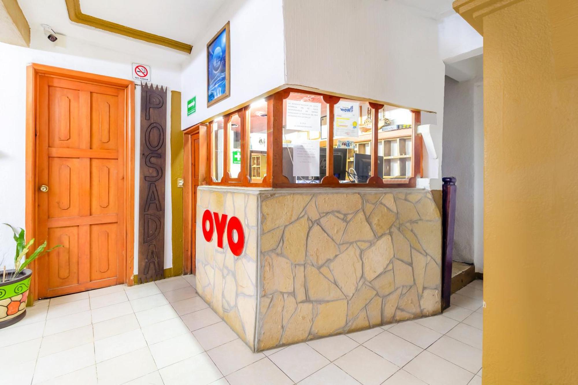 Oyo Hotel La Luna, Templo De Santo Domingo De Guzman San Cristobal de las Casas Ngoại thất bức ảnh
